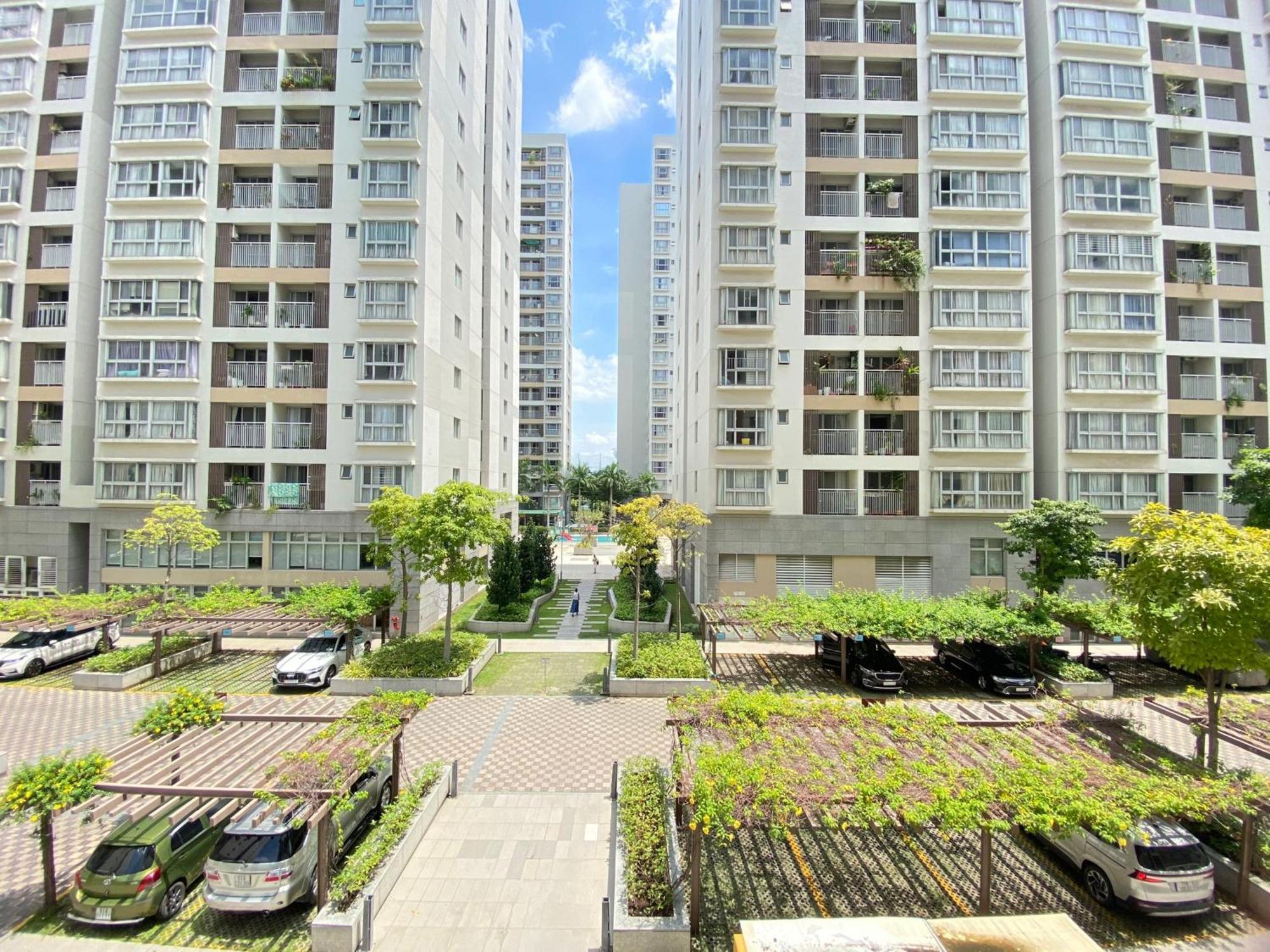 Cozy 3-br In The Center Of District 7 * TP. Hồ Chí Minh