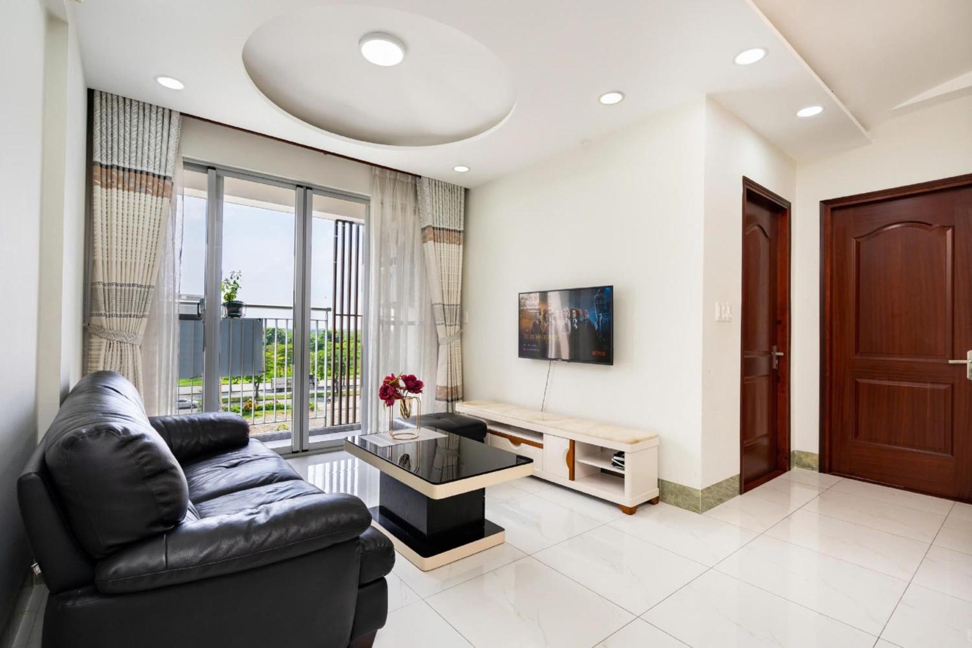 Cozy 3-br In The Center Of District 7 Căn hộ *